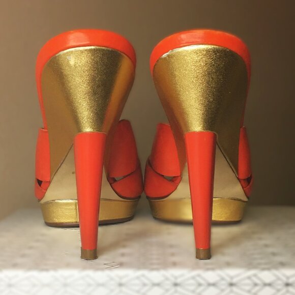 VINCE CAMUTO Peep Toe Slide-on Mules Heels - Size 8 - Picture 5 of 15